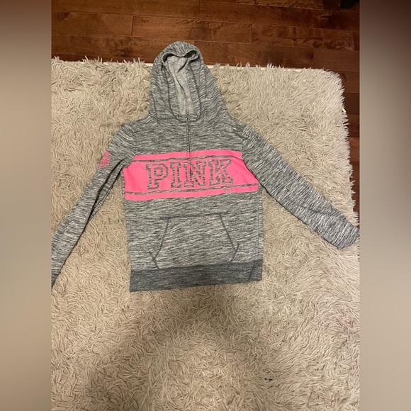 Victoria secret love pink leggings and sweaters! - Picture 4 of 8